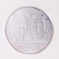 Konung Carl XVI Gustaf Drottning Silvia 19 Juni 1976 nominellt värde 50Kr Ø 35mm, silver 925/1000.  Vikt: 27 g