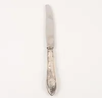 Matkniv, modell Svensk Spets, längd 25cm, gravyr, slitage, silver och stålblad, bruttovikt 54,9g Vikt: 0 g