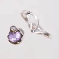 Ring, stl: 16,5, bredd: 2mm, Udda örhänge, lila sten, bruksslitage, silver, bruttovikt: 1,8g Vikt: 0 g
