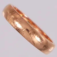 Ring, stl 19, bredd 4,9mm, repig, 18K  Vikt: 7,7 g