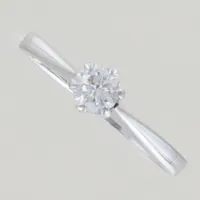 Ring med diamant 0,26ct, Ø 17 mm, 18K Vikt: 2,4 g
