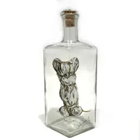 Karaff med propp, Packad mus, Lasse Åberg, höjd ca 23 cm, glas Vikt: 0 g