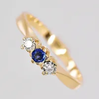 Ring, diamanter 0,12ctv enligt gravyr samt blå safir, stl 17½, Alton, 18K Vikt: 2,8 g