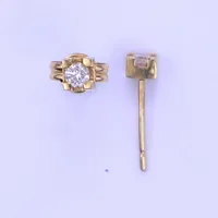 Ett par örhängen med diamanter, 0,10ct, stiftlås, en snurrebuss, 18K Vikt: 0,7 g