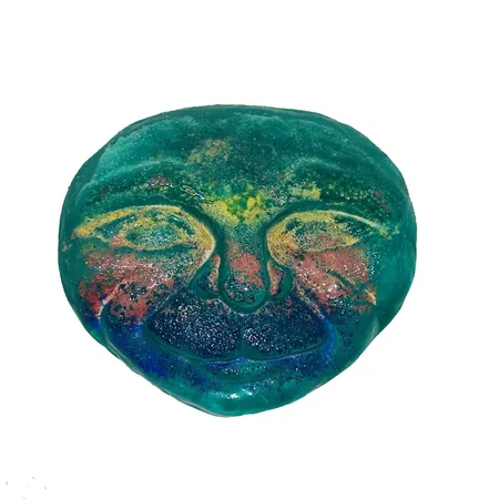 Konstglas/väggskulptur, Kjell Engman Kosta Boda "Ansikte", längd 7cm, bredd 80mm, tjocklek ca 25 mm, signerad 005832 KOSTA BODA Kjell Engman, Vikt: 0 g