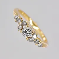 Ring, diamanter 0,20ctv enligt gravyr, stl 16, 18K Vikt: 2,5 g