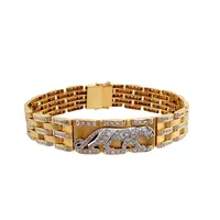 Armband, 18K guld, bricka med motiv av Kattdjur, Diamanter 283 st x 0,005 - 0,02ct, stämplad 750 och SF, inre omkrets knäppt 21,0 cm, bredd 15,5 mm, tjocklek 3-6 mm, en Diamant saknas, för övrigt i fint skick Vikt: 72,5 g