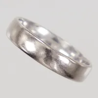 Ring, stl 20, bredd 5mm, Schalins, vitguld, 18K Vikt: 6,5 g