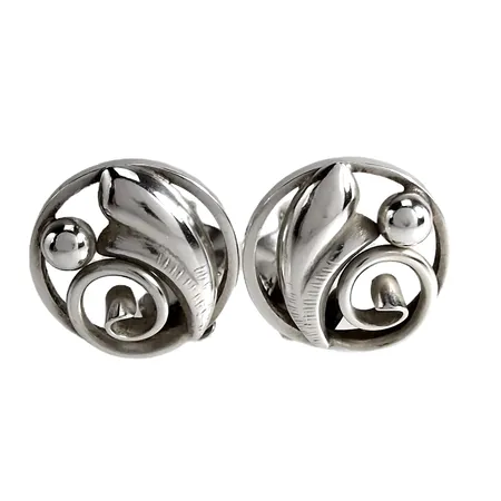 Vintage Örhängen 1950-tal, ett par, modell med clips, silver, Ø15,5 mm, tillverkare ASA Tage Linde (Falkenberg) 1954, fint skick  Vikt: 4,5 g