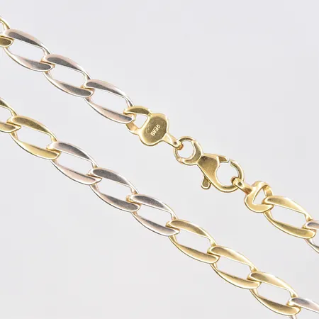 Collier, Guldfynd, längd 43,5 cm, bredd 5 mm, 18K. Vikt: 14 g