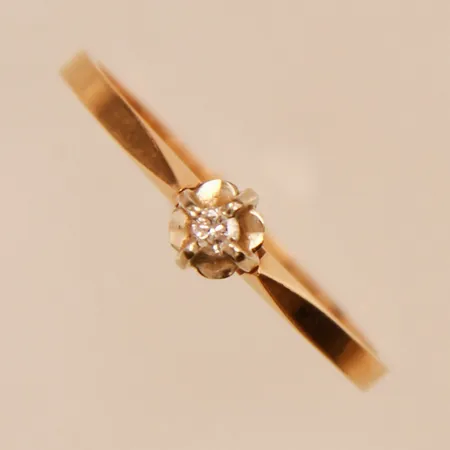 Ring, diamanter ca 0,03ct, Ø17¼, bredd:4mm, 18K 1,4g.