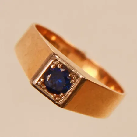 Ring, safir, Ø17, bredd:5mm, 18K 3,6g.