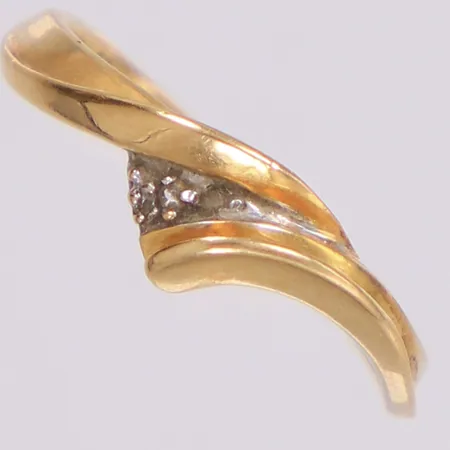 Ring med diamanter 2xca0,005ct 8/8 slipning, stl 16½, bredd: 1,3-6mm, Guldfynd, skev, 18K  Vikt: 2,4 g