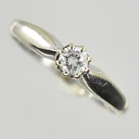 Ring vitguld med diamant 0,16ct, stl 16½, vitguld, 14K. Vikt: 2,4 g