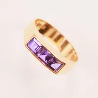 Ring, Ø16¼, lila stenar, 18K 3g.