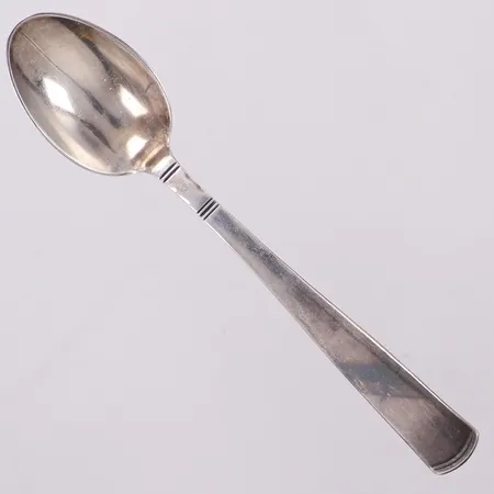 Kaffesked, längd 12cm, modell Rosenholm, GAB, repor, gravyr, 830/1000 silver   Vikt: 15,8 g