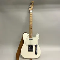 Elgitarr Fender Telecaster, serienr MX14555251, Mexico, stötskada/lackskada, mjukt fodral.  Skickas med Bussgods eller PostNord