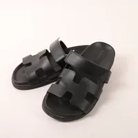 Par sandaler Hermès Chypre Sandals stl 37, med dustbags i originalkartong. 