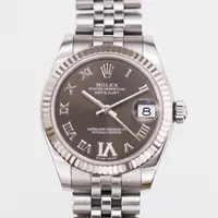 Damur Rolex Oyster Perpetual Datejust, stål, automatisk, ref-nr:178274, serie-nr: 4637U6V9, boett-nr:2300, verk-nr:14HA9598, kaliber:2235, vitguldsring, Ø31mm, brun urtavla med diamanter, 3 extra länkbitar, certifikat Rob Engström 2018, manual, box, ytterkartong.