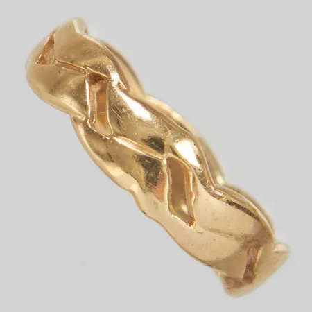 Ring, genombrutet mönster, Ø18¾, bredd:4-5mm, 14K Vikt: 4,2 g