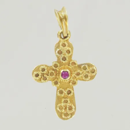Kors med vinröd sten, längd 2,8 x 1,7 cm, 14K Vikt: 1,5 g