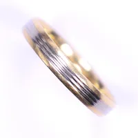 Ring, stl 21, bredd 4mm, 18K  Vikt: 4,4 g