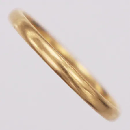 Ring, slät, Söder-Guld år 1948, stl 21¼, bredd 2,4mm, 20K  Vikt: 2,3 g