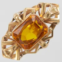 Ring, gul syntetisk safir, Ø19, bredd:3-37,5mm, roséguld, 14K. Vikt: 9,1 g