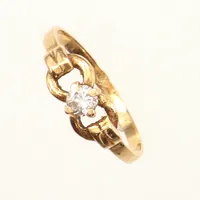 Ring, vit sten, stl 14¼, bredd 4,8mm, 18K Vikt: 1 g