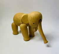 Träfigur, Elefant, Kay Bojesen, Danmark, höjd ca 13 cm, längd ca 23 cm, stämplad, inga tillbehör.