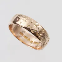 Ring mönstrad, stl 20½mm, bredd 6,6mm, Alton Guldvaru Ab Falköping 1980, 18k Vikt: 7,9 g