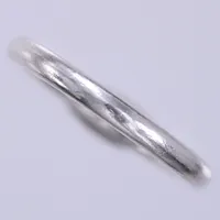 Ring Pandora, stl: 17¾, bredd: ca 2,5mm, 925/1000, Silver  Vikt: 4,2 g