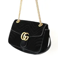 Väska Gucci Marmont GG, 443497 520981, längd ca 25cm, slitage, fläckar. 