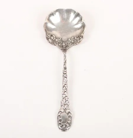 Sked, längd ca 14,3cm, finska stämplar 1954, silver Vikt: 26,2 g