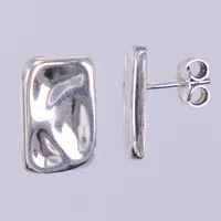 Ett par örhängen, Efva Attling, längd: ca 1,6cm, bredd: ca 10mm, 925/1000, Silver  Vikt: 6,2 g