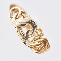 Ring Bismarck, Guldfynd, stl 18, bredd 2-7 mm, nypris 6698kr, 18K. Vikt: 2,5 g