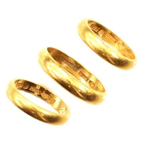 Tre ringar, gravyr, stl 18¼, 18¾, 21¾, 23K Vikt: 19,2 g