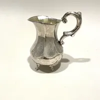 Kanna, höjd ca 13cm, Neuendorf, år 1863, silver Vikt: 205,9 g