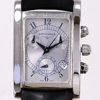 Herrur, Longines Dolce Vita, ref L5.656.4, 28x41mm, rektangulär silverfärgad urtavla, tre små urtavlor för minuter, timmar och sekunder, quartz, ser nr 29578769, stål, repor, svart sportarmband Hirsch, skumgummihållare