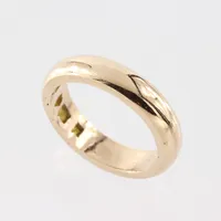 Ring, stl 17¼mm, bredd 4,5mm, höjd 2,3mm,  18k Vikt: 8,1 g