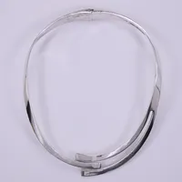 Stel collier, längd: ca 15cm, bredd: ca 8-23mm, inner Ø 10,6cm, öppningsbart, 925/1000, silver Vikt: 81,9 g