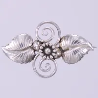 Brosch, längd ca 38mm, bredd ca 24mm, silver 925/1000 Vikt: 3,5 g