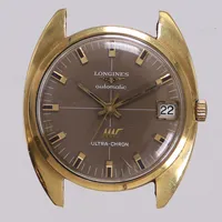 Herrur, Longines Ultra-Chron, 18K, automatisk, 35mm, snr: 15792057, datumskiva fungerar ej/går ej att byta datum, servicebehov, repigt plexiglas, skador på visare och urtavla, saknar armband, inga tillbehör 