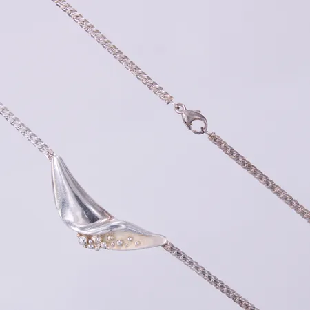 Collier, längd: ca 42cm, bredd. ca 3-13mm, 925/1000 silver  Vikt: 12,3 g