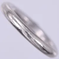 Ring, stl ca 19, bredd ca 3,5mm, GHA, Alice Stenlöf, 925/1000 silver  Vikt: 7,1 g