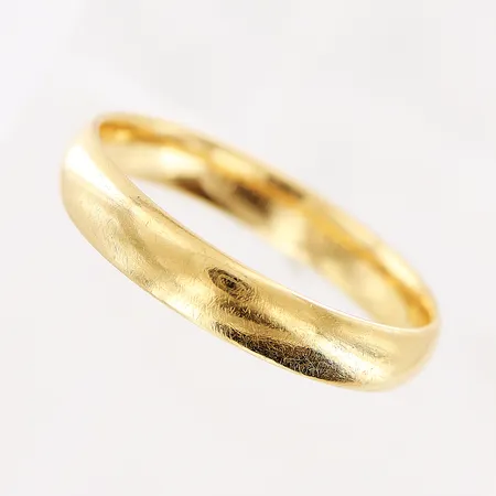 Ring, slät, stl 19½, bredd 4mm, Schalins, 18K Vikt: 4,1 g