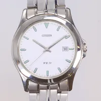 Herrur Citizen WR 50 Ø37mm ref nr. 1112-S018129 snr. 101030066 , quartz (går ej, i behov av batteribyte), datum, stållänk, smärre repor 