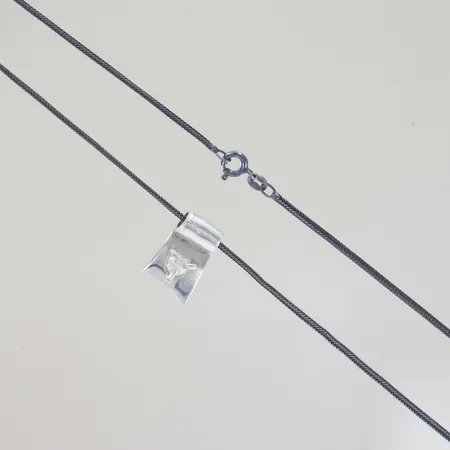 Halskedja med hänge, längd 40 cm, silver 925/1000 Vikt: 7,7 g