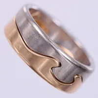 Ring, Georg Jensen, Fusion, två delar, stl 20/61NK, bredd ca 8,1mm, vitguld/gultguld, bruksskick, gravyr, 18K  Vikt: 13,7 g