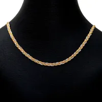 Collier, 18K guld, trefärgad flätad modell, Guldfynd (GHA), längd 45,0 cm, bredd 3,5 mm, mycket fint skick Vikt: 6,6 g